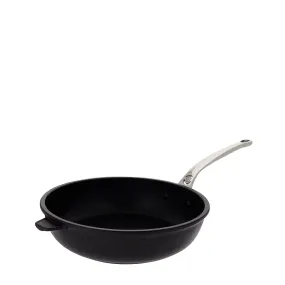 de Buyer Choc Extreme Non-Stick Cast Aluminium Sauteuse Pan, 11-in.