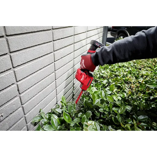 Milwaukee M12 FUEL™ 8” Hedge Trimmer (8")